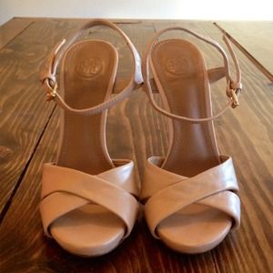 LIKE NEW TORY BURCH ANISE HIGH HEEL NUDE SANDALS