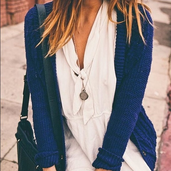 ❌‼️SOLD ‼️❌ Blue Knitted Cardigan