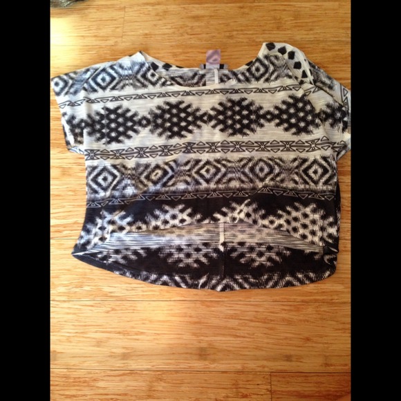Tribal print crop top