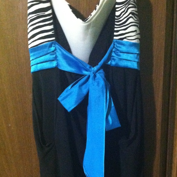 Homecoming dress - Picture 2 of 2