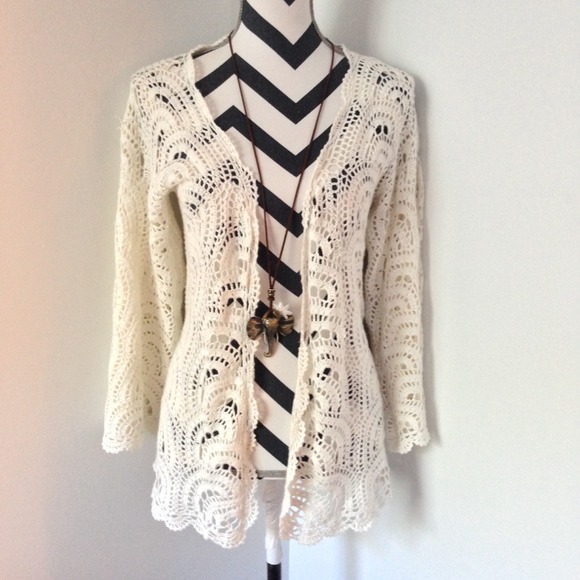 Nine West Tops - ✨3X Host Pick✨Bell Sleeve Crochet Cardigan✨