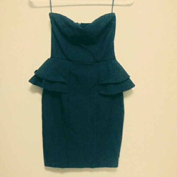 Sweetheart peplum tube dress