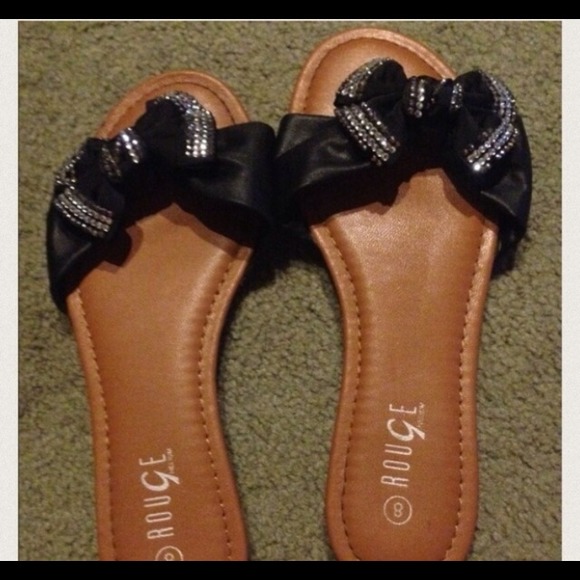 Chinese laundry sandals