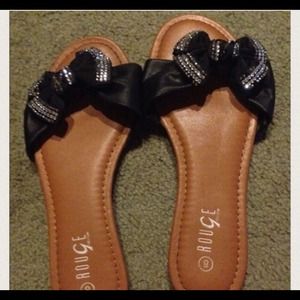 Chinese laundry sandals