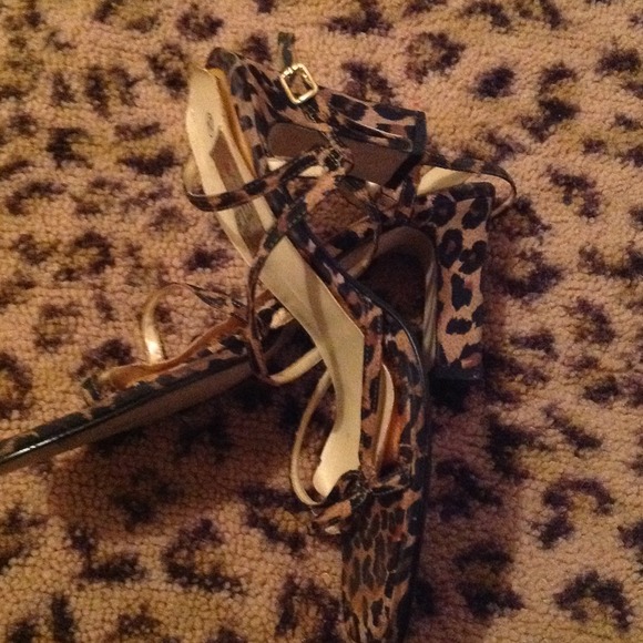 Leopard heels - Picture 2 of 4