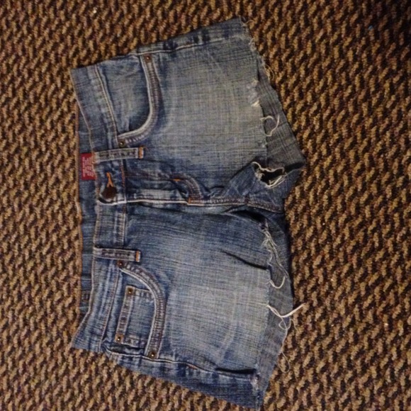 Bongo cut shorts