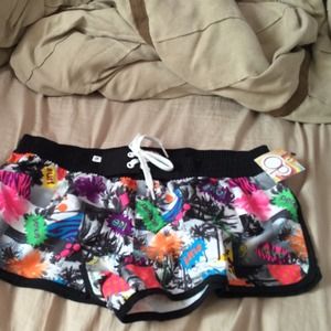 OP girls board shorts!