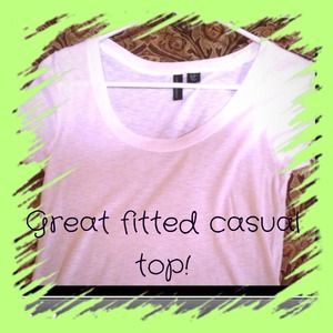 Brand new never worn!  Cynthia Rowley white tee.