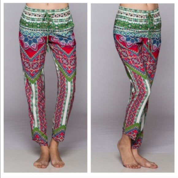 Pants - Stunning print harem pants