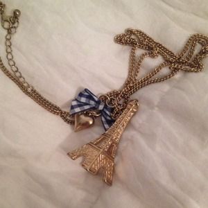 Forever 21 long gold Paris /Eiffel Tower neckalace
