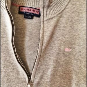 Vineyard Vines sweater pullover 🐳