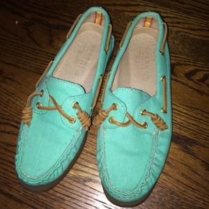 Never worn J. Crew Sperry Topsiders - mint