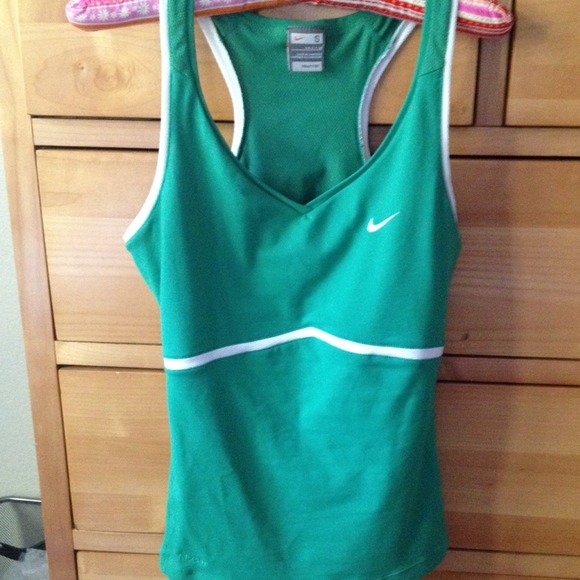 Green nike work out top