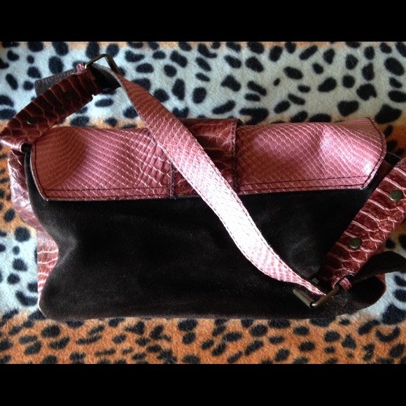 SALE! SMALL LEATHER/SUEDE PYTHON ZARA HANDBAG - Picture 4 of 4