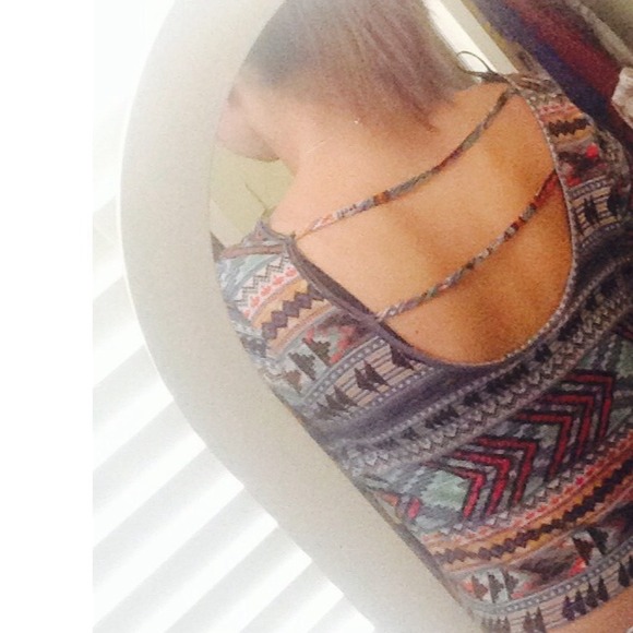 🎀SOLD🎀Aztec print - Picture 2 of 2