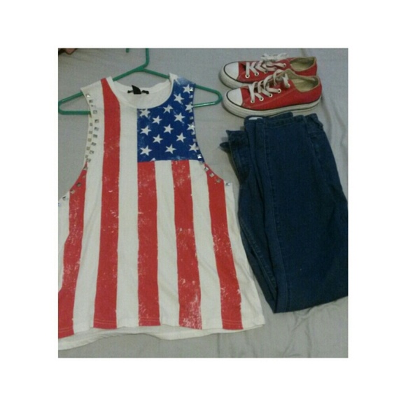 SOLD ON VINTED!! :)