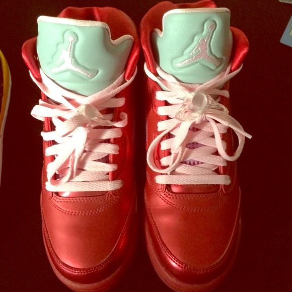 Valentine day Jordan's