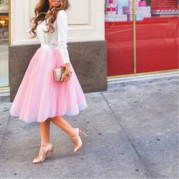 Dresses & Skirts - ✨FLASH SALE✨ NEW Tulle Pink Skirt