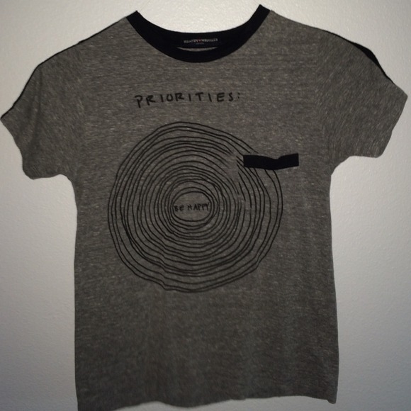 rare brandy melville tee