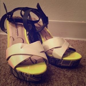 Fashion shoes! Super a la moda!