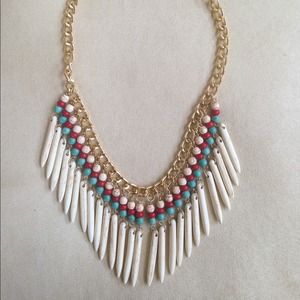 Gorgeous bohemian necklace.