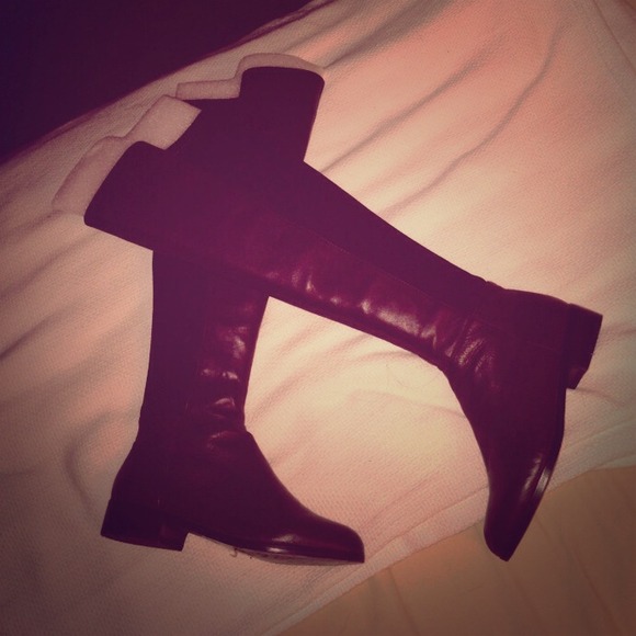 Brand new Michael kors boots (color coffee)