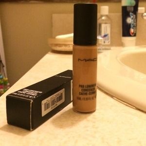 MAC PRO LONGWEAR CONCEALER