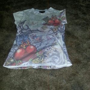 Graphic tee