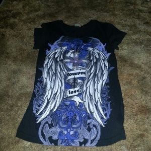 Graphic tee
