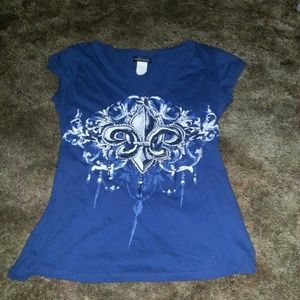 Graphic tee