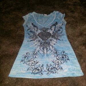 Graphic tee