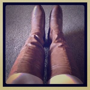 💋HOLD UNTIL 8.29.14💋