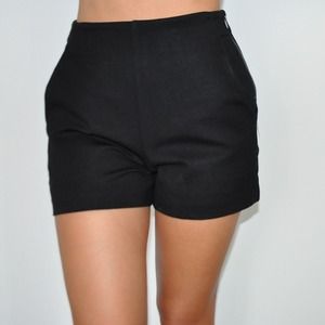 Medium lush clothing black zipper pocket shorts
