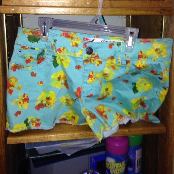 Flower shorts