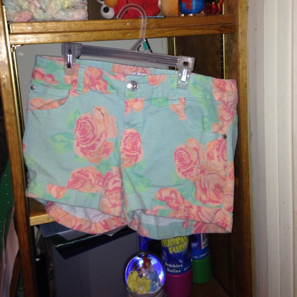 Pink and blue rose shorts