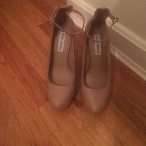 Leather, Steven Madden pumps