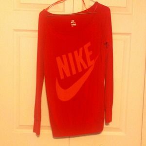 Nike workout top