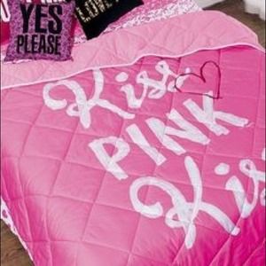 Victoria's Secret bed comforter