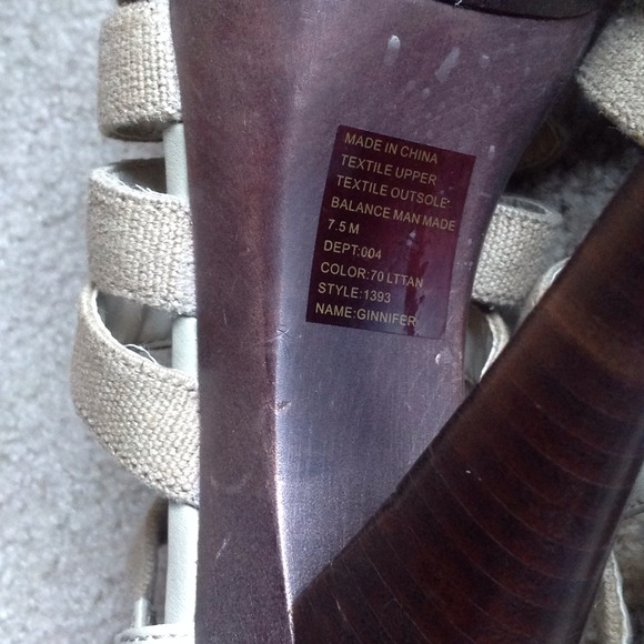 🌹Bakers Shoes 🌹 - Picture 3 of 4