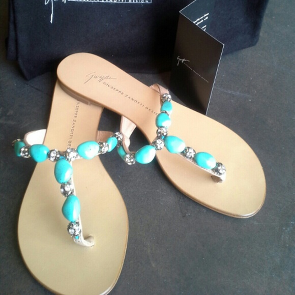 SOLD Reduced Gorgeous turquoise stone sandal