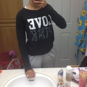 🚫SOLD🚫 Love Pink Victoria's Secret Crewneck