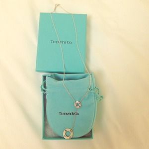 Tiffany and Co. Atlas lariat necklace