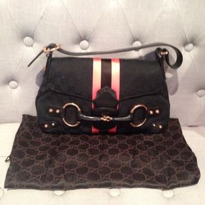 LOWERED 100% AUTHENTIC GUCCI BLACK BAG TOM FORD