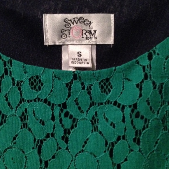 Sold: Modcloth Kelly Green and Navy Dress - Picture 3 of 4