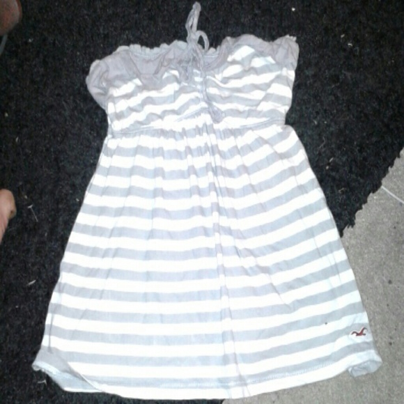 Hollister stripes tube top!