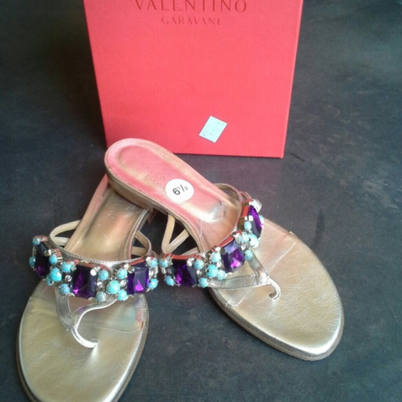 Fashionable bold statement sandals