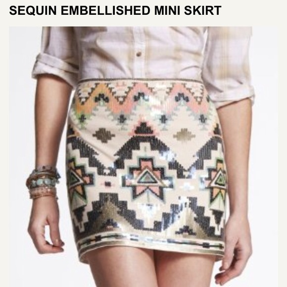 🔸🔷🔶 EXPRESS Sequin Mini Skirt 🔶🔷🔸