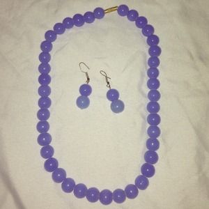 Purple pearl necklace