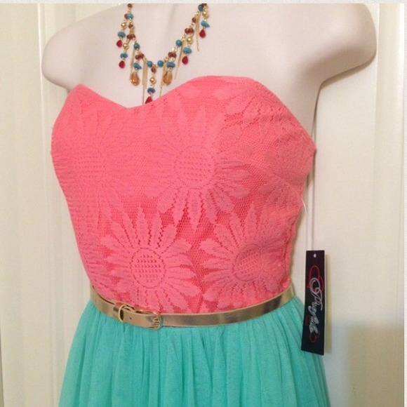 🚫Bundled🚫Coral and Mint Little Dress - Picture 2 of 4