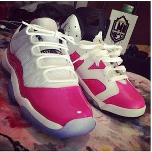 Jordon Shoes (Bred11's & Retro 6)